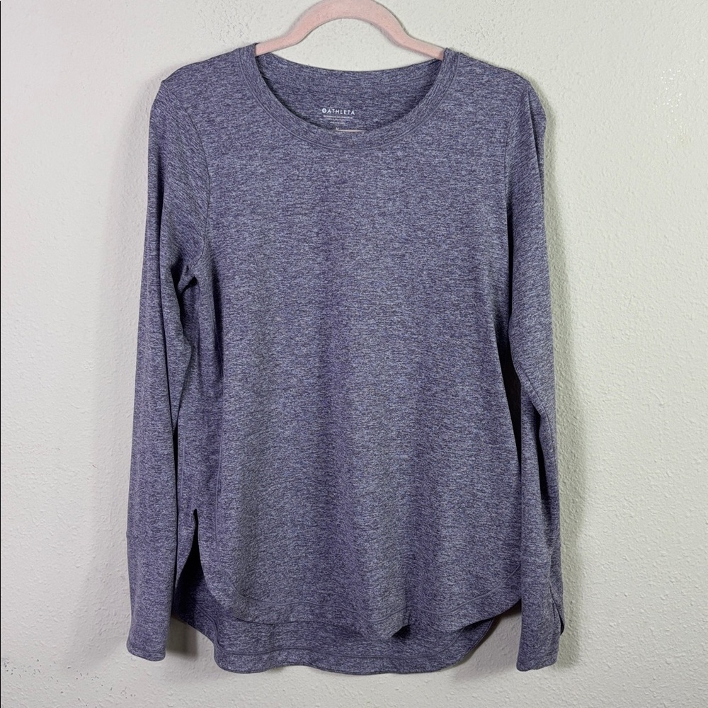 Athleta Uptempo Long Sleeve Top Thumbholes Purple size Medium